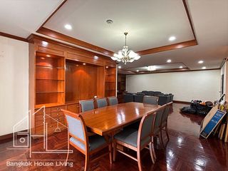 For rent 3 bedrooms condo in Watthana, Bangkok