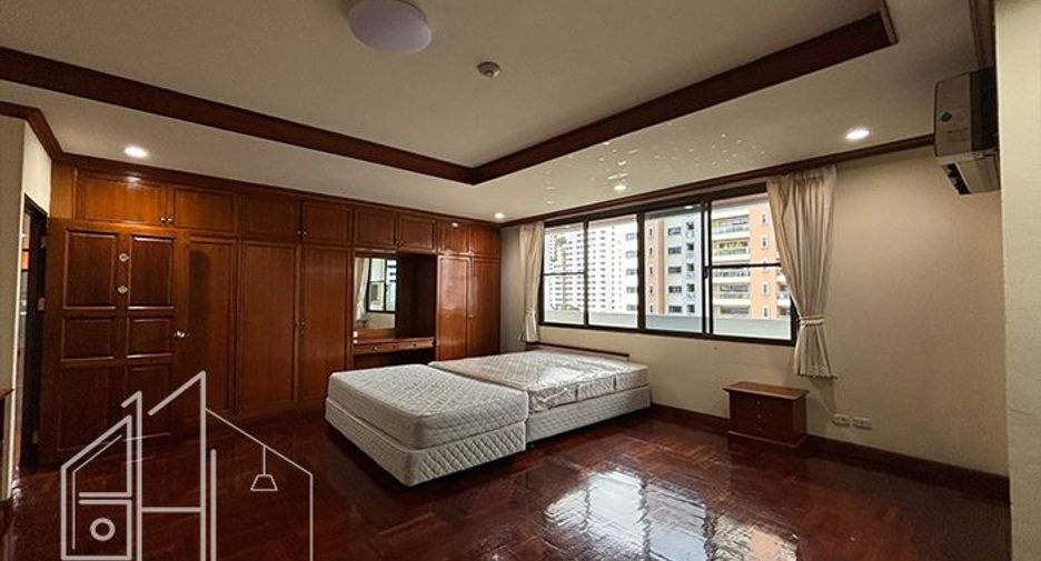 Condo en alquiler de 3 habitaciones en Watthana, Bangkok