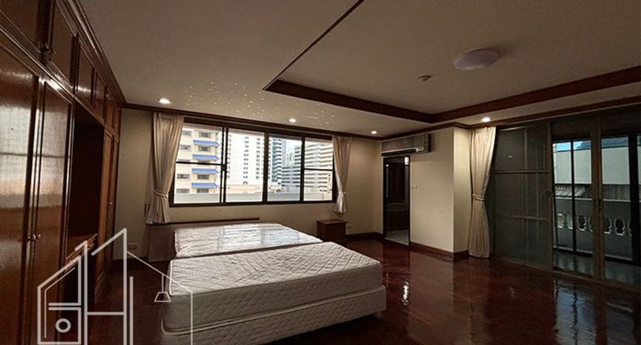 Condo en alquiler de 3 habitaciones en Watthana, Bangkok