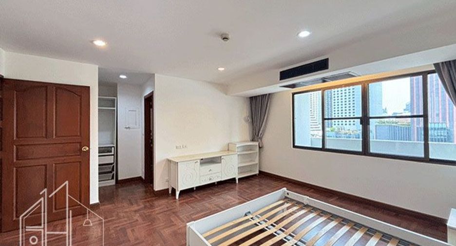 À louer 3 chambres condo à Khlong Toei, Bangkok