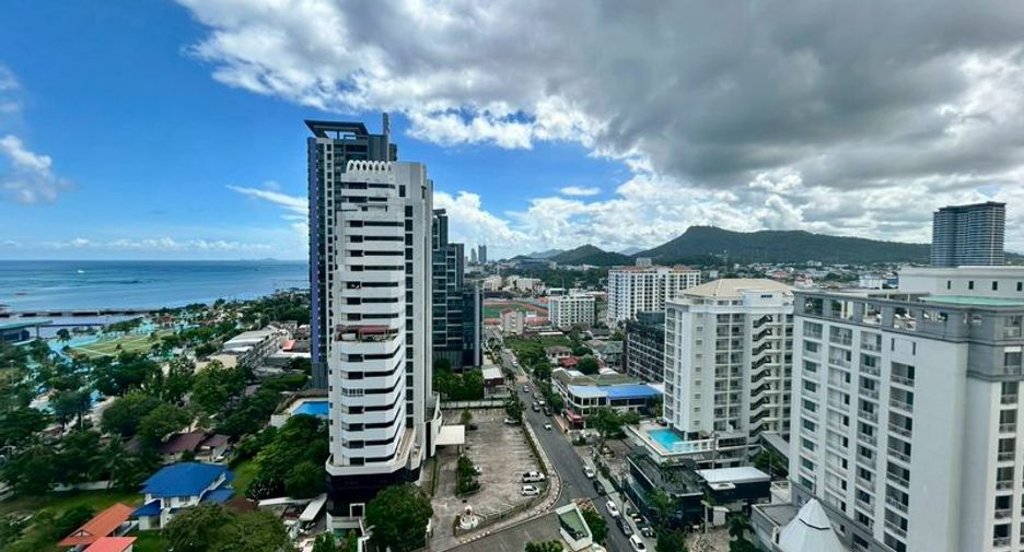 À vendre 1 chambre condo à Si Racha, Chonburi