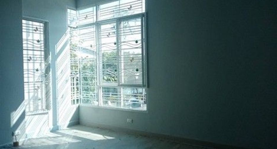 Casa adosada en venta de 1 habitaciones en Bang Len, Nakhon Pathom