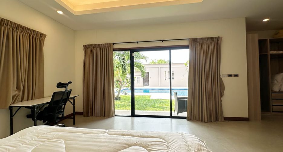 For rent 3 ベッドルーム villa in Huay Yai, Pattaya