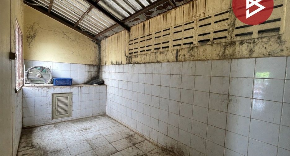 For sale 2 bedrooms townhouse in Mueang Chon Buri, Chonburi