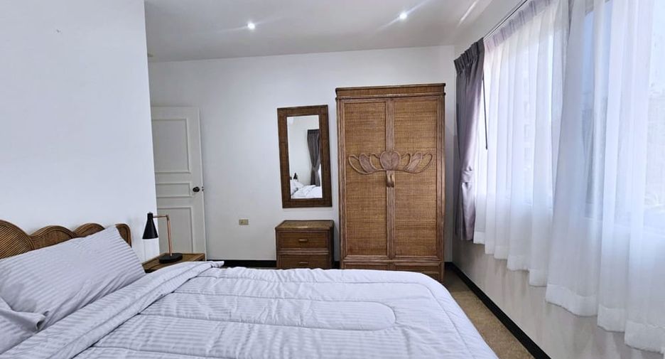 Condo en alquiler de 2 habitaciones en Pratumnak, Pattaya
