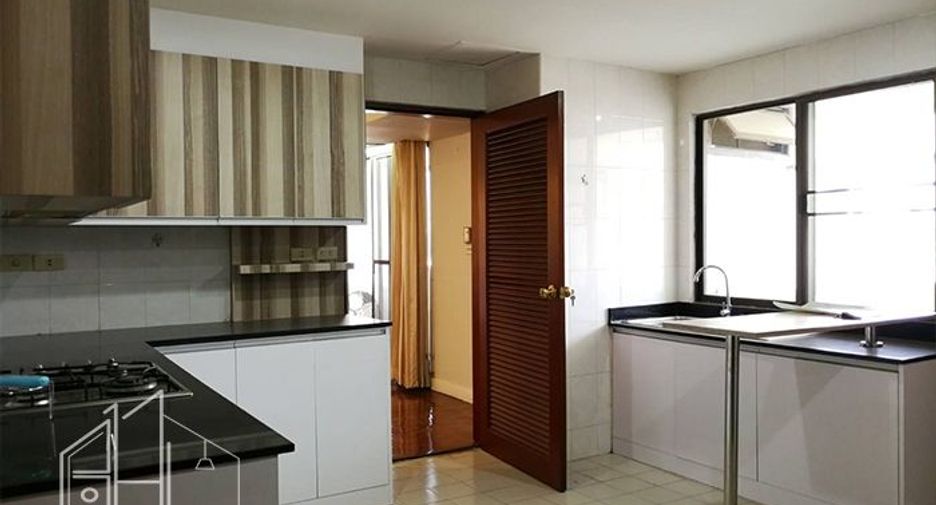 Wohnung zur Miete mit 3 Zimmer in Khlong Toei, Bangkok
