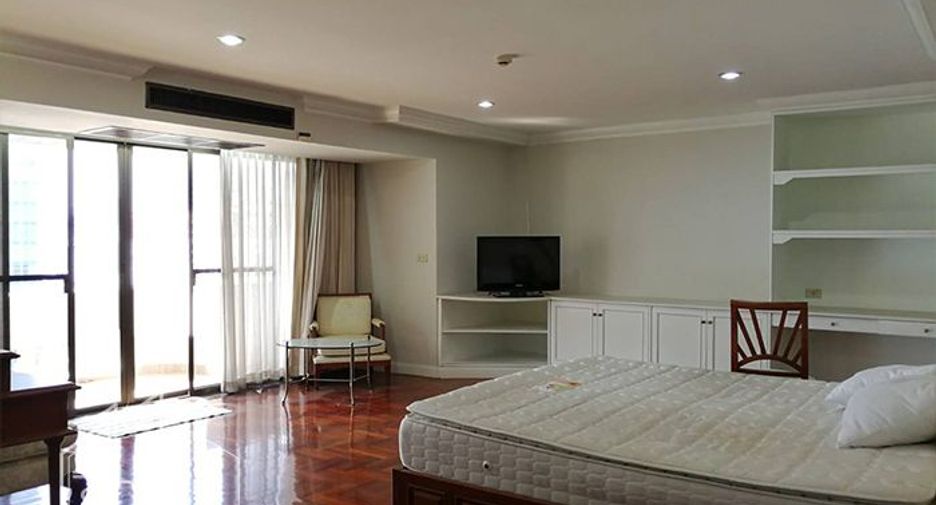 Wohnung zur Miete mit 3 Zimmer in Khlong Toei, Bangkok