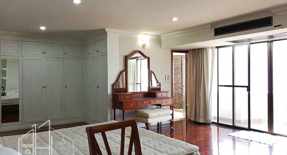 Wohnung zur Miete mit 3 Zimmer in Khlong Toei, Bangkok