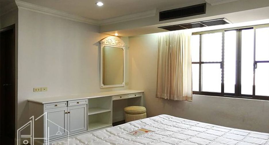 Wohnung zur Miete mit 3 Zimmer in Khlong Toei, Bangkok