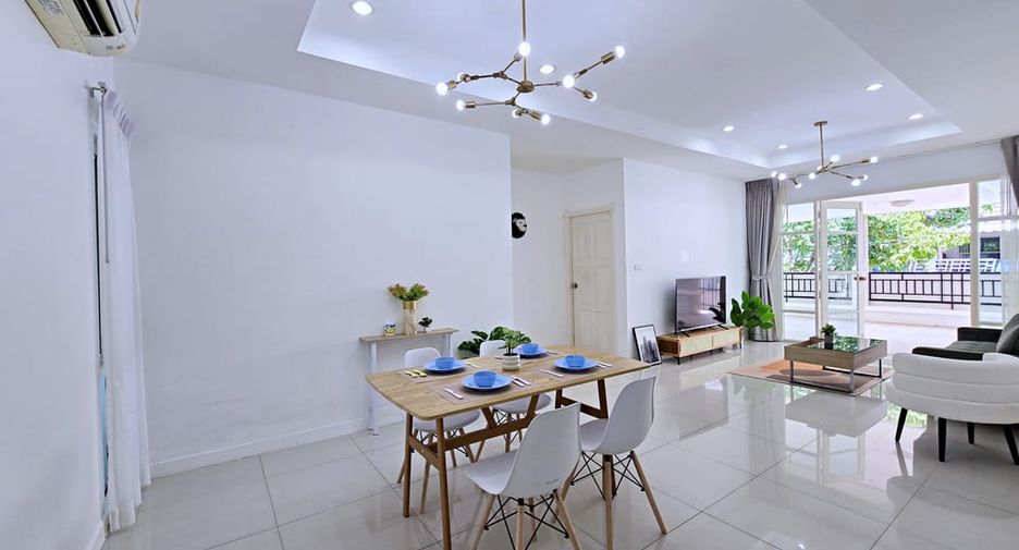 For sale 3 bedrooms house in East Pattaya, Pattaya