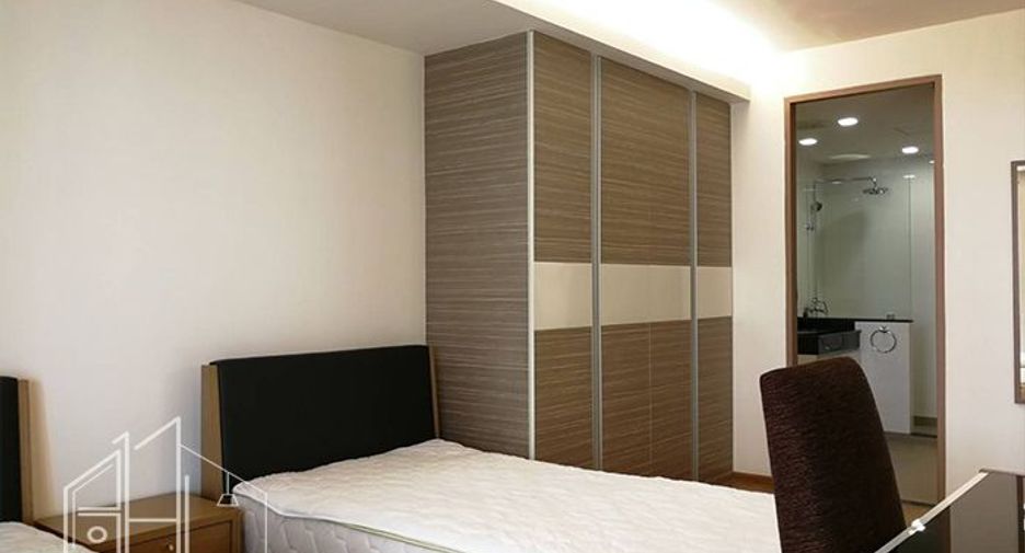 Condo en alquiler de 2 habitaciones en Khlong Toei, Bangkok