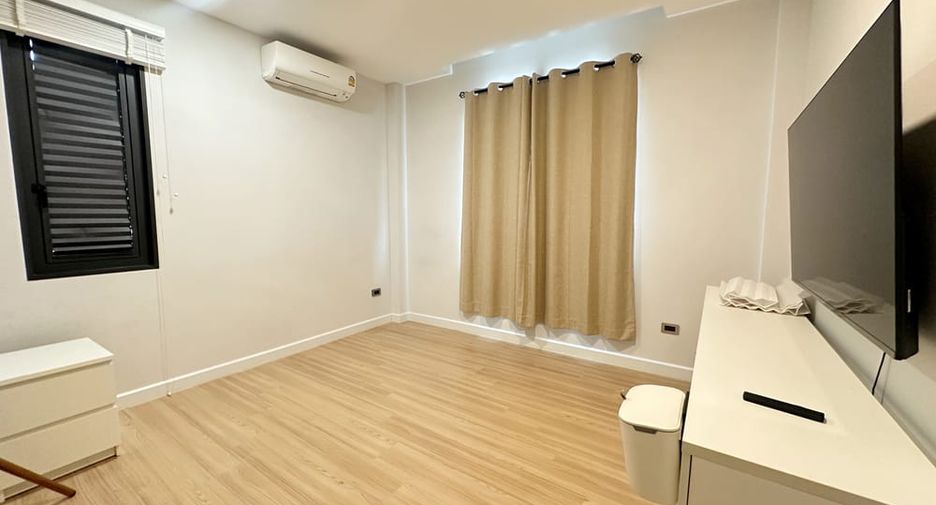 Villa en alquiler de 3 habitaciones en East Pattaya, Pattaya