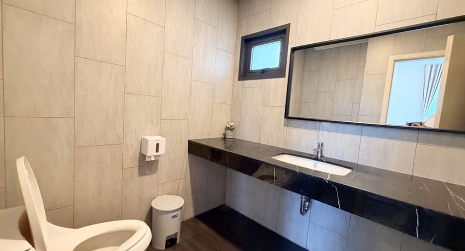 Villa en alquiler de 3 habitaciones en East Pattaya, Pattaya