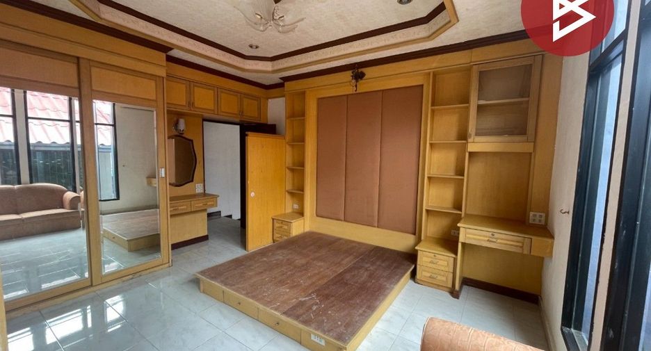 Haus zum Kauf mit 3 Zimmer in Si Maha Phot, Prachin Buri