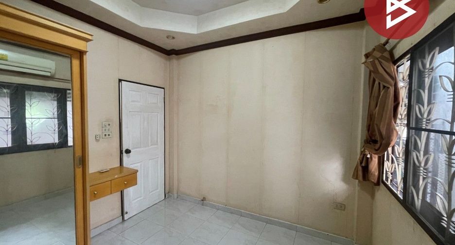 Haus zum Kauf mit 3 Zimmer in Si Maha Phot, Prachin Buri