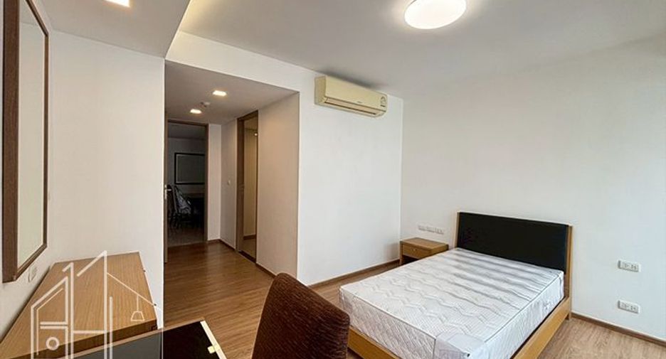 Condo en alquiler de 3 habitaciones en Khlong Toei, Bangkok