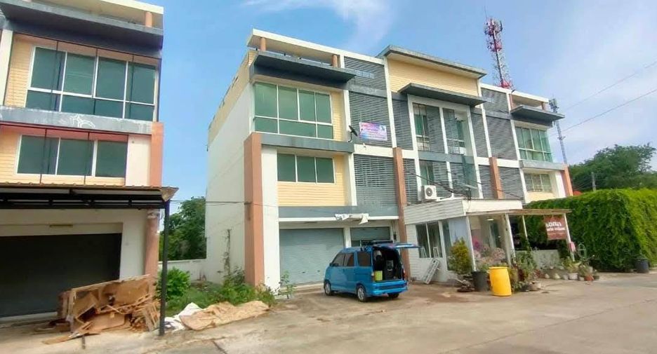 For sale retail Space in Muak Lek, Saraburi
