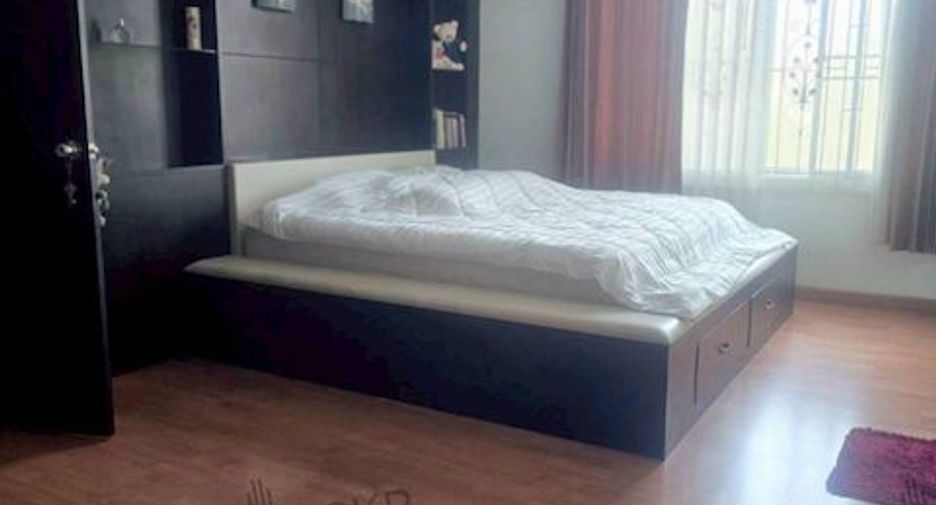 For sale 3 ベッドルーム house in Phan Thong, Chonburi