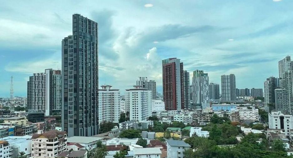 Condo en alquiler de 1 habitaciones en Khlong Toei, Bangkok