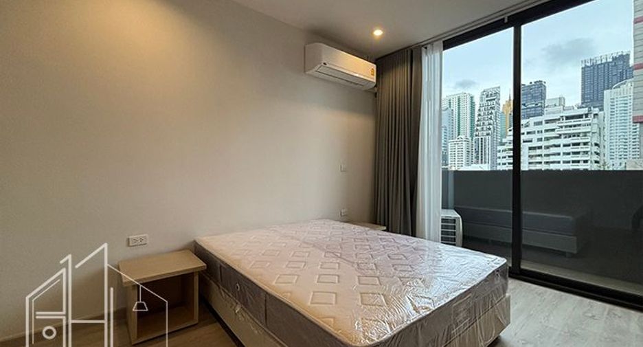 Condo en alquiler de 3 habitaciones en Watthana, Bangkok