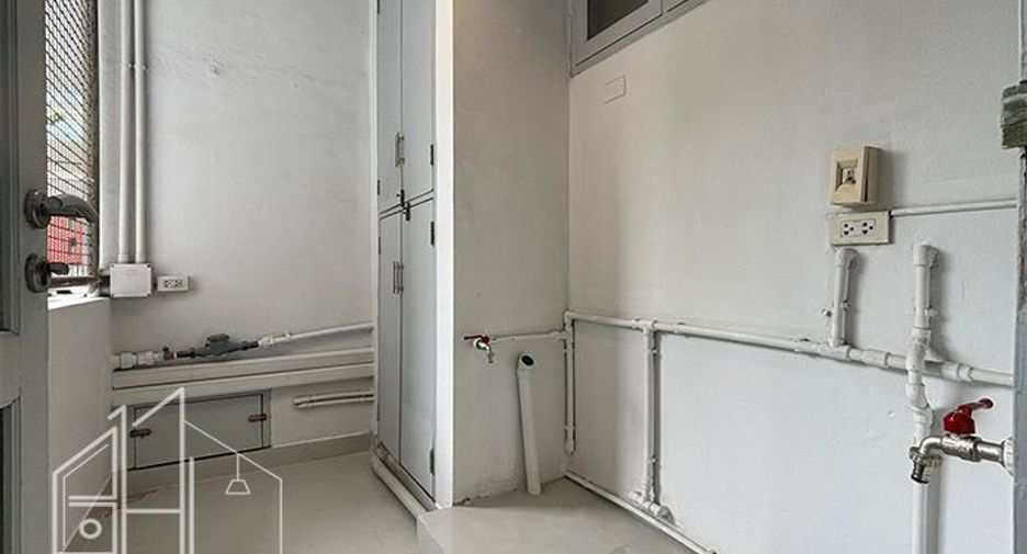 Condo en alquiler de 2 habitaciones en Watthana, Bangkok