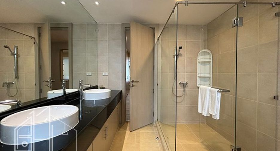 Condo en alquiler de 2 habitaciones en Watthana, Bangkok