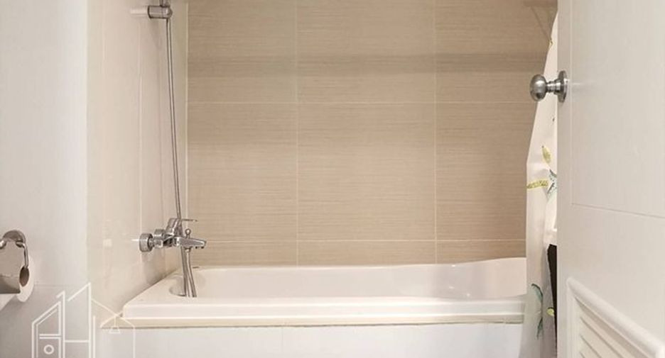 Apartamento en alquiler de 3 habitaciones en Watthana, Bangkok