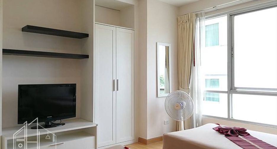 Apartamento en alquiler de 3 habitaciones en Watthana, Bangkok