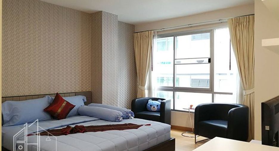 Apartamento en alquiler de 3 habitaciones en Watthana, Bangkok
