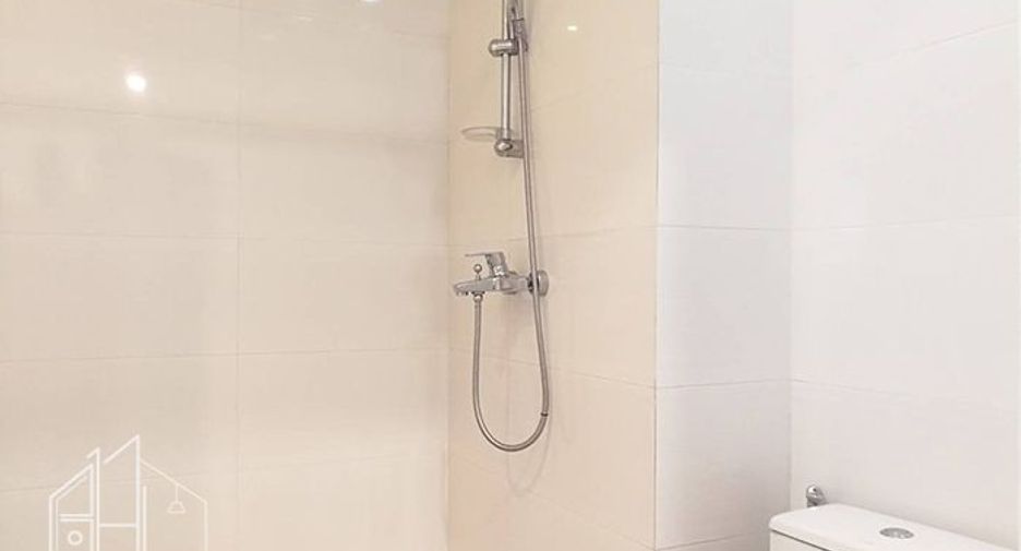 Apartamento en alquiler de 3 habitaciones en Watthana, Bangkok