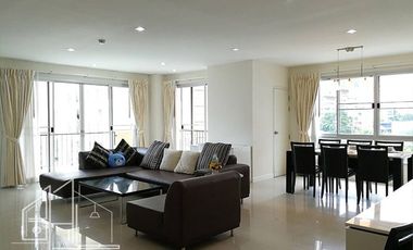 Condo en alquiler de 3 habitaciones en Watthana, Bangkok