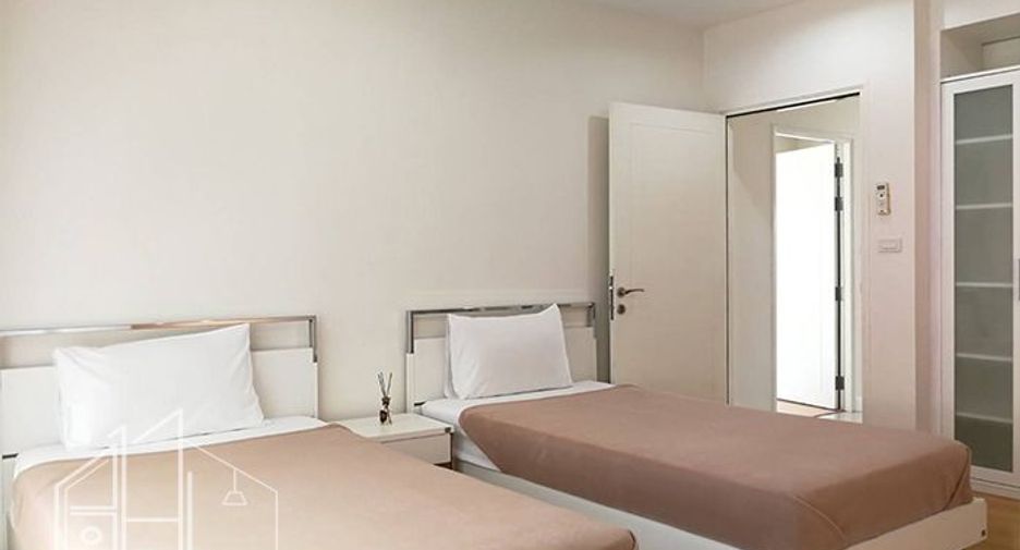 Condo en alquiler de 3 habitaciones en Watthana, Bangkok
