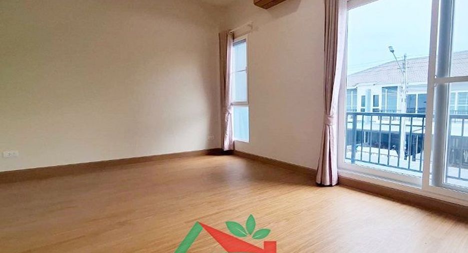 For sale 3 ベッドルーム townhouse in Lam Luk Ka, Pathum Thani