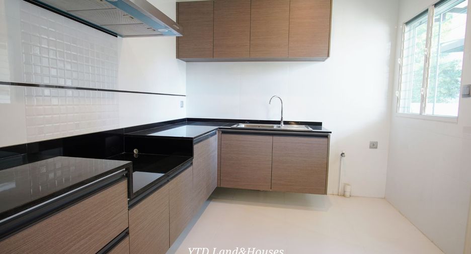 Haus zum Kauf mit 4 Zimmer in Prawet, Bangkok