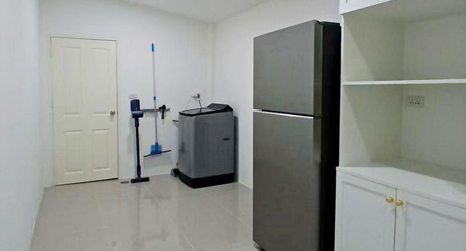 For rent そして for sale 3 ベッドルーム house in East Pattaya, Pattaya