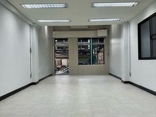 Аренда 10 спальни торговое помещение в Bang Phli, Самутпракан