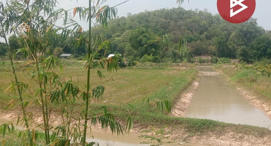 Grundstück zum Kauf in Lat Yao, Nakhon Sawan