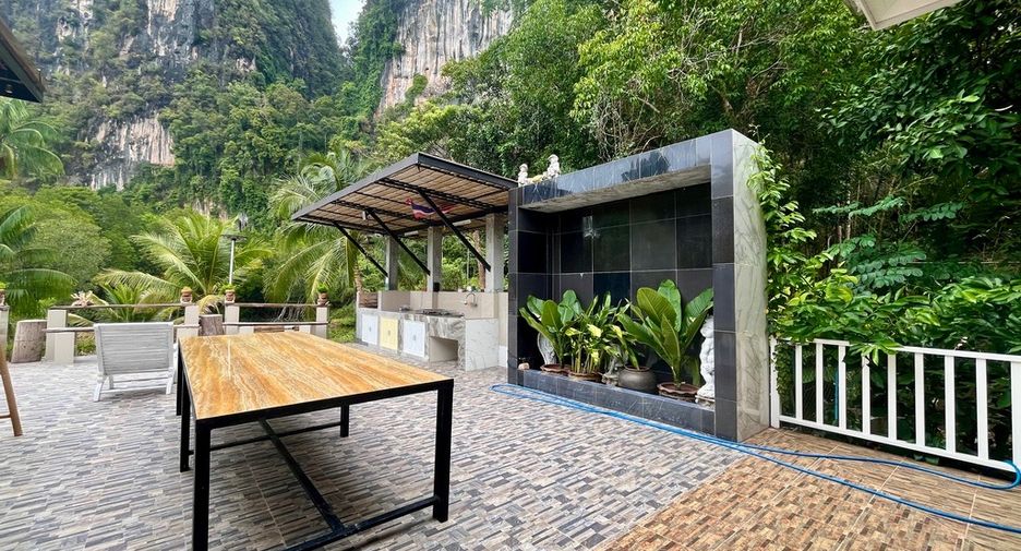 出租 4 卧室 别墅 在 Mueang Krabi, Krabi