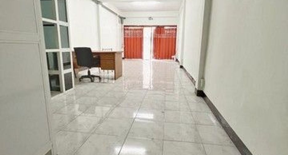 Gewerbefläche zur Miete mit 6 Zimmer in Suan Luang, Bangkok