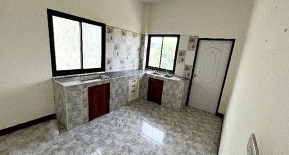 出售 1 卧室 独立屋 在 Ban Khai, Rayong