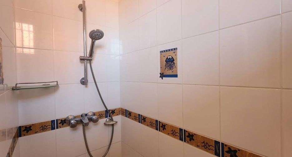 À louer et à vendre 3 chambres villa à East Pattaya, Pattaya