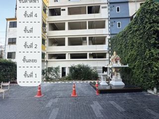 Local comercial en alquiler en Watthana, Bangkok
