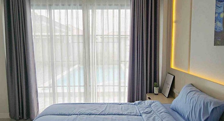 À louer 4 chambres villa à East Pattaya, Pattaya