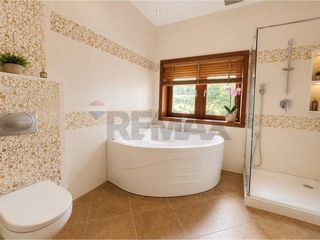 For sale 3 bedrooms villa in Ko Samui, Surat Thani