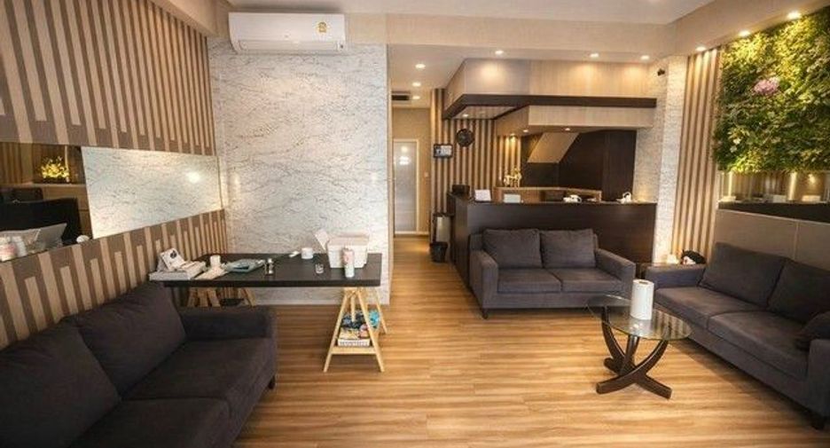 Büro zur Miete mit 5 Zimmer in Yan Nawa, Bangkok