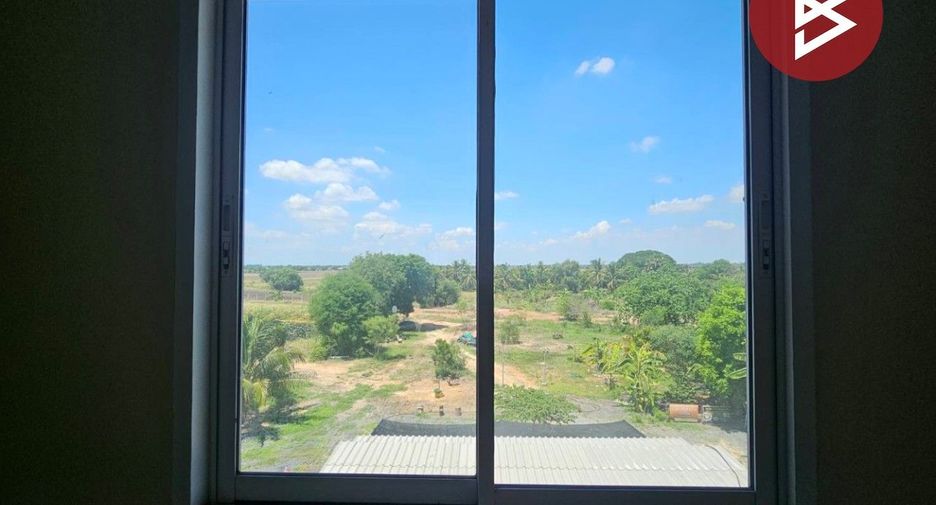 À vendre 3 chambres local commercial à Bang Nam Priao, Chachoengsao