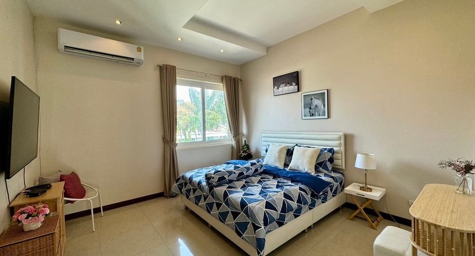For sale 4 bedrooms villa in Jomtien, Pattaya