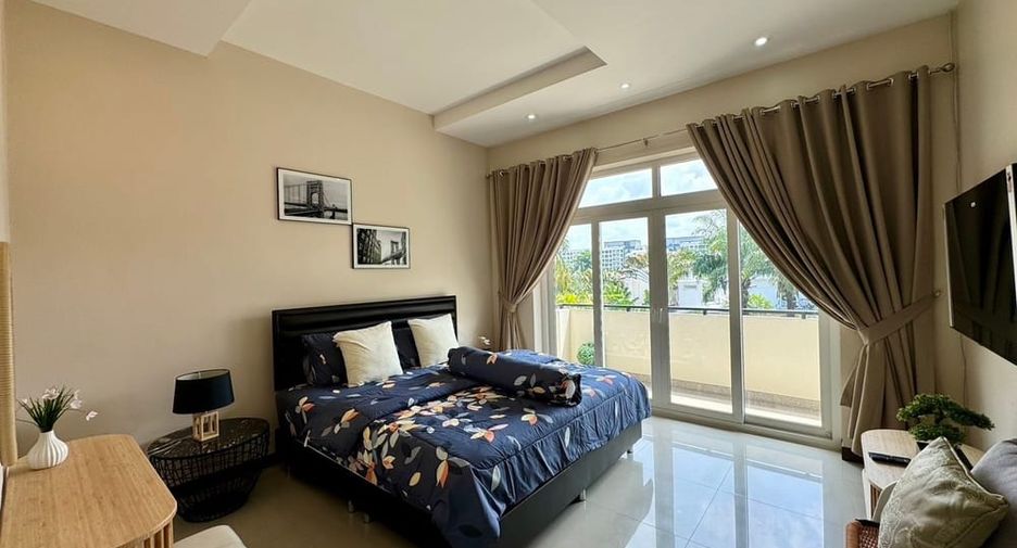 For sale 4 bedrooms villa in Jomtien, Pattaya