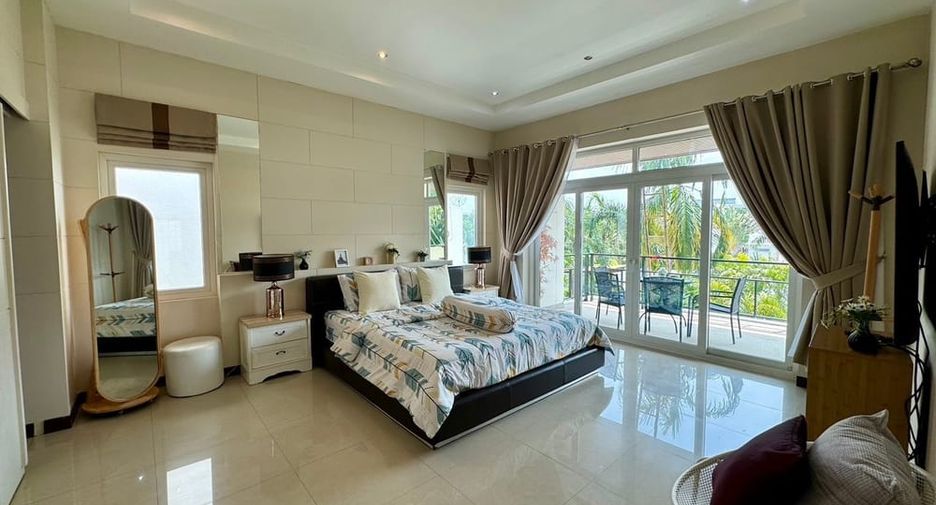 For sale 4 bedrooms villa in Jomtien, Pattaya