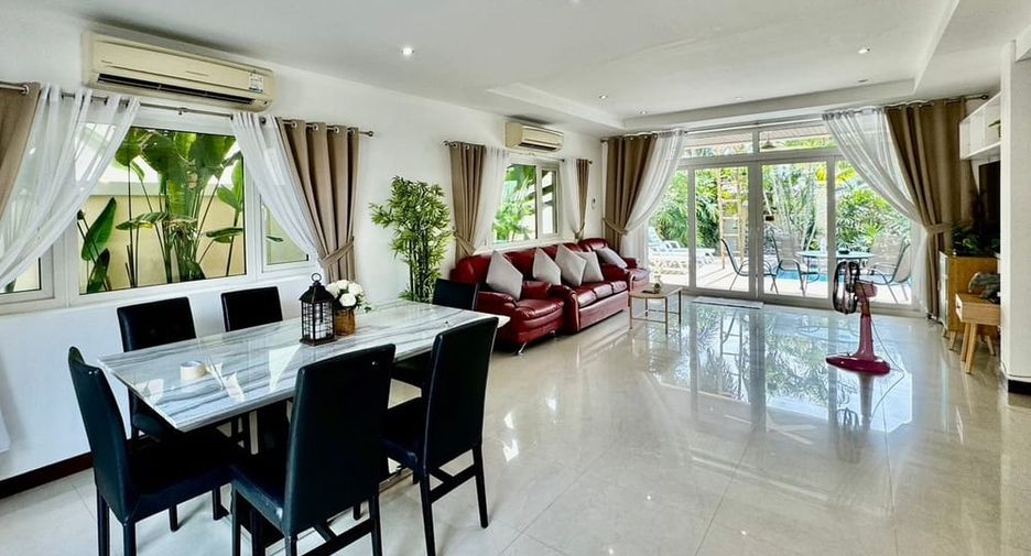 For sale 4 bedrooms villa in Jomtien, Pattaya